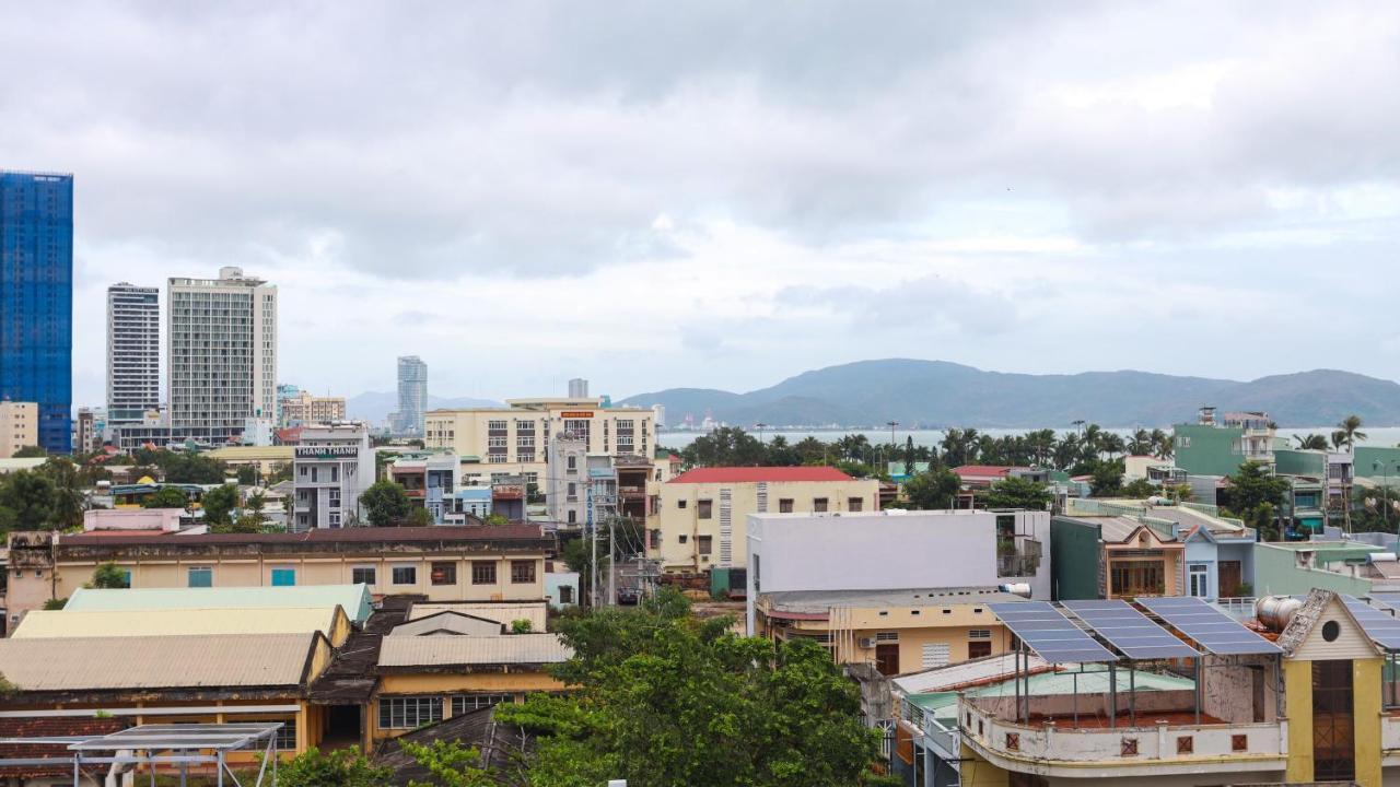 Hoc Huong Hotel Quy Nhon Exteriör bild